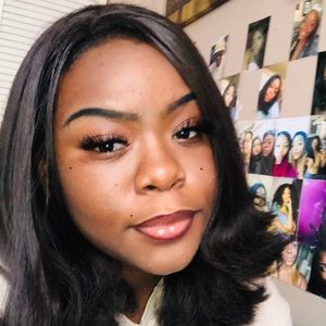 Meet your Posher, Ariel